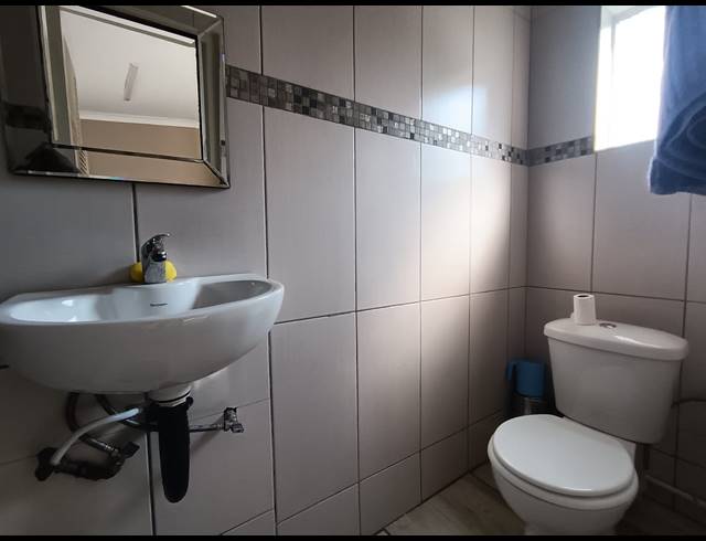 10 BEDROOM HOUSE FOR SALE IN THREE RIVERS